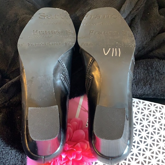 Franco Sarto ankle boot with zip up side - Picture 3 of 5